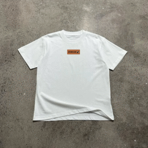 BODY HUG SHIRT